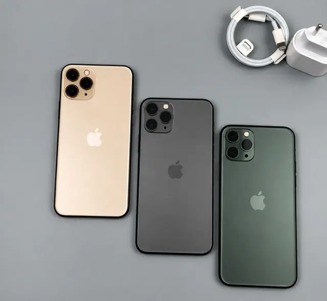 iPhone 12 Pro nas cores disponíveis na CB Imports