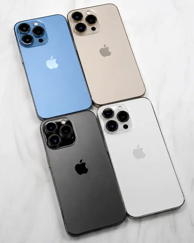 iPhone 13 Pro Max nas cores disponíveis na CB Imports